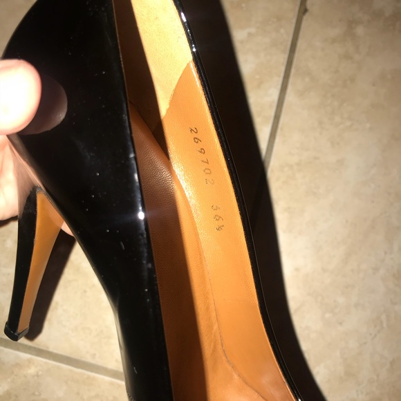 Gucci patent round toe pumps - Picture 3 of 5